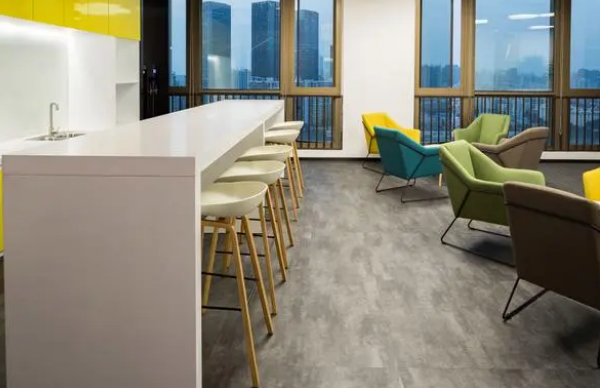 办公家具怎么搭配？